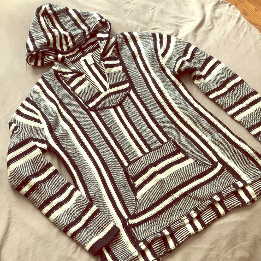 Cute sweater!